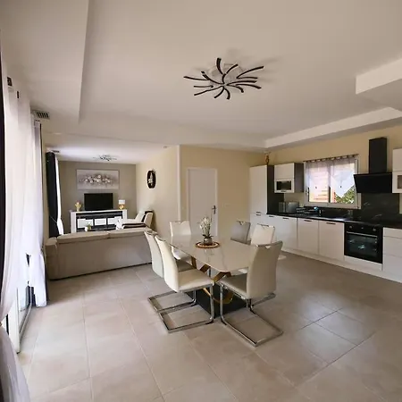 L'esquirou Du Secadou Vakantiehuis Castels