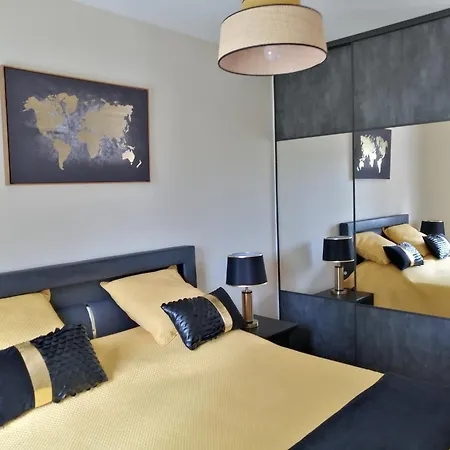 L'esquirou Du Secadou * Castels