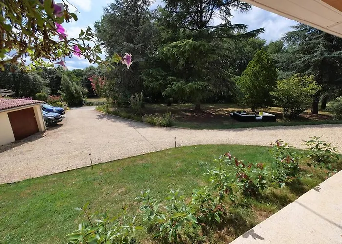 L'esquiròu Du Sécadou Castels